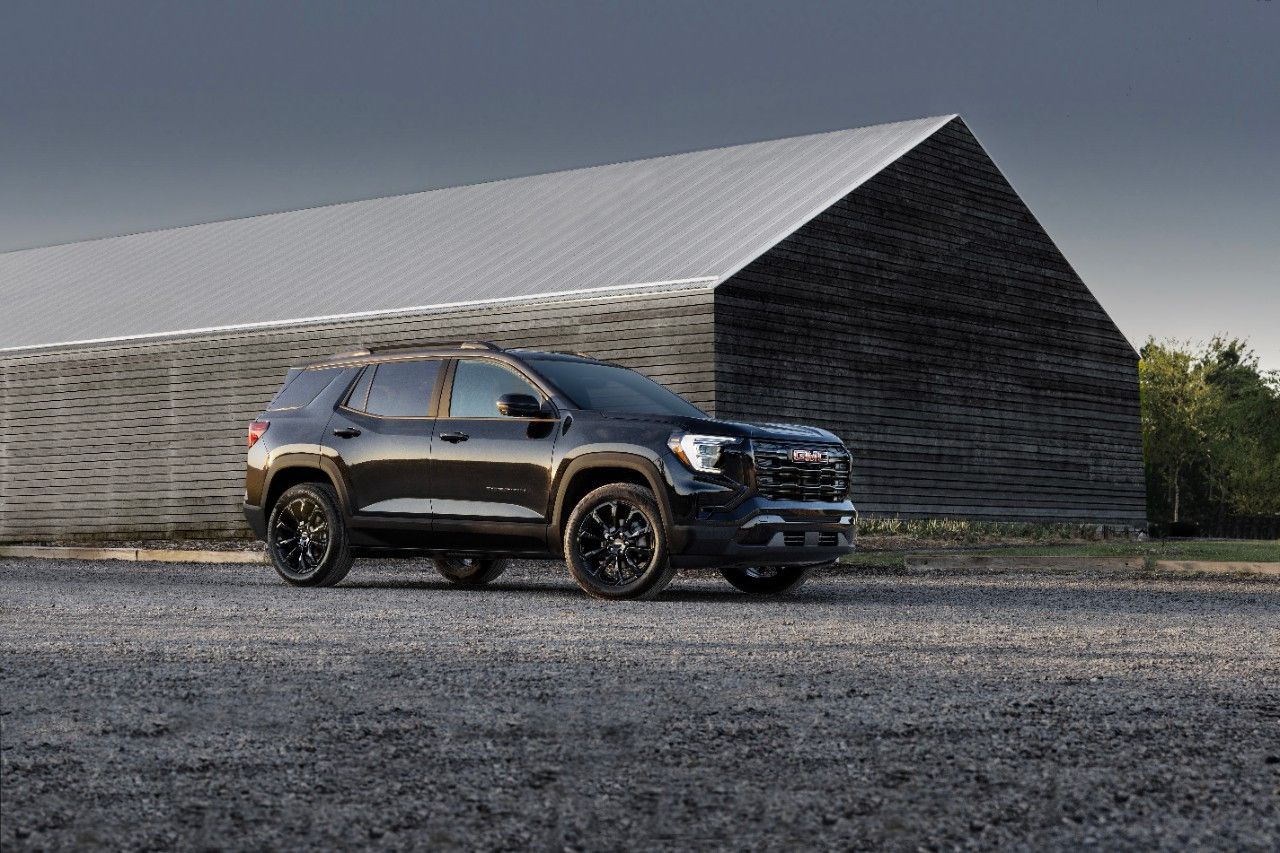 GMC Terrain 2025: Upgrading the Compact SUV in the UAE | Auto Trader UAE