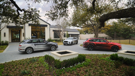 Victoris Bentaygas: Bentley’s Luxury SUVs Supporting Charity