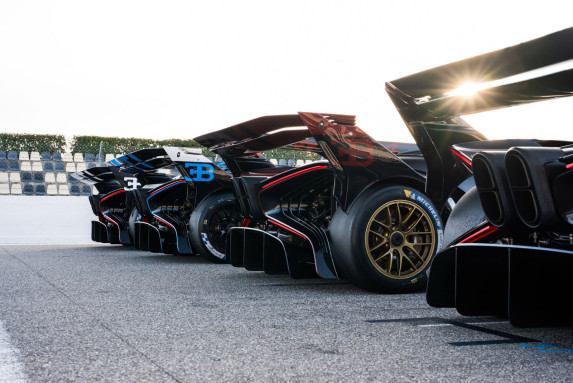 Bugatti Bolide Owners Conquer Circuit Paul Ricard