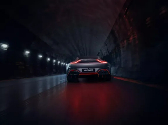 Aston Martin Vantage S 2025 – Ultimate Sports Car in Dubai