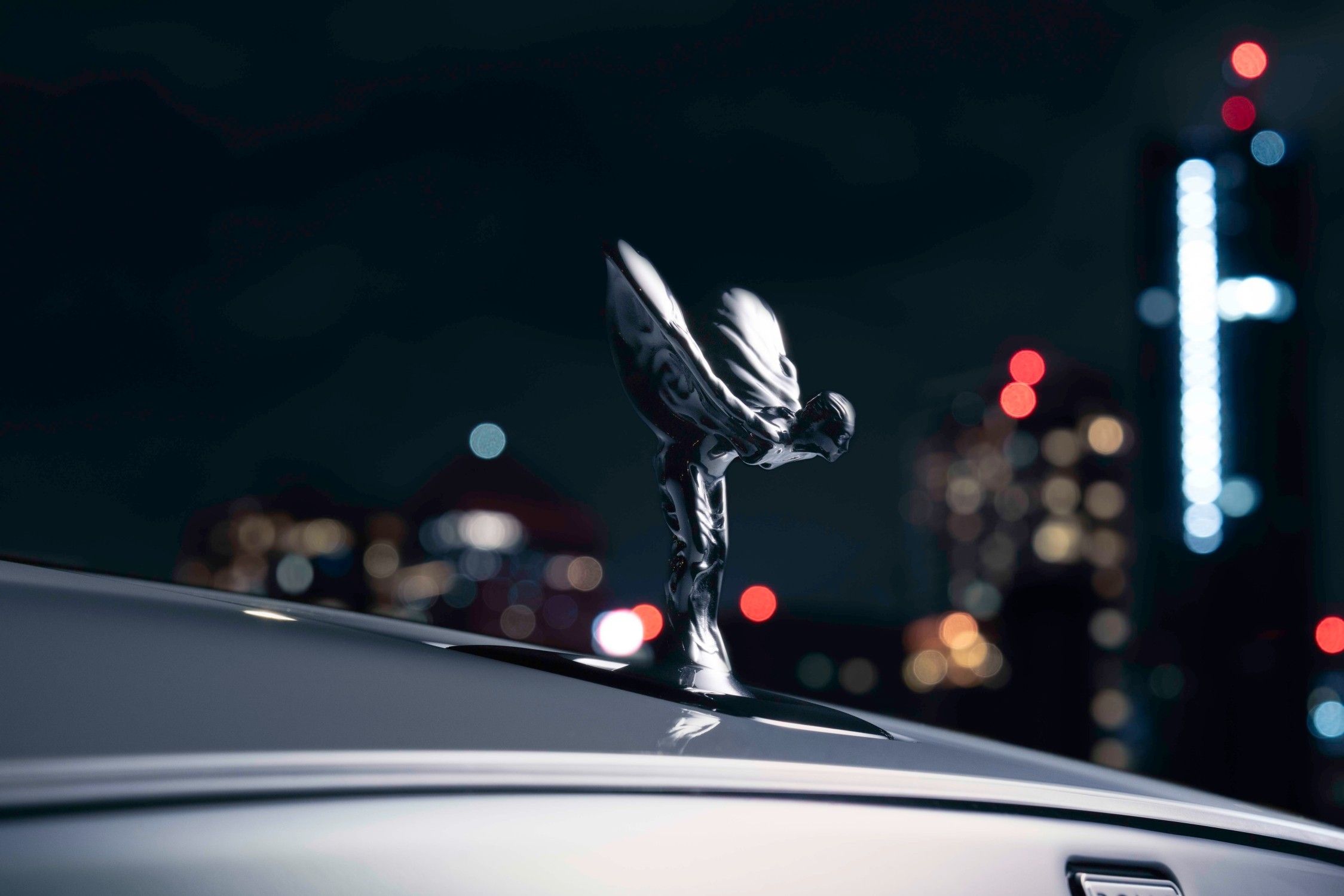 Rolls-Royce 2024 Bespoke Highlights: A Year of Marvels in Dubai’s Luxury Auto Scene