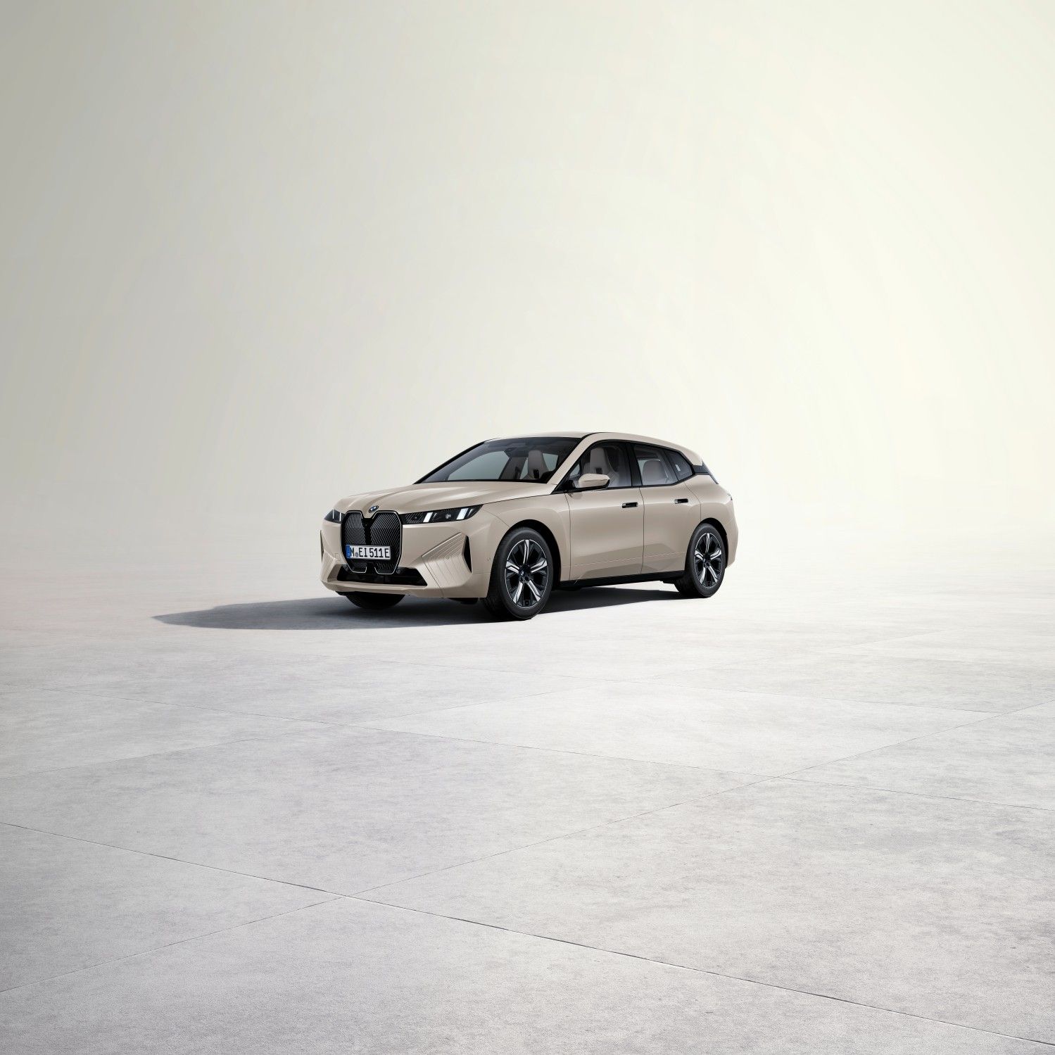 The New BMW iX: Luxury, Performance & Extended Range