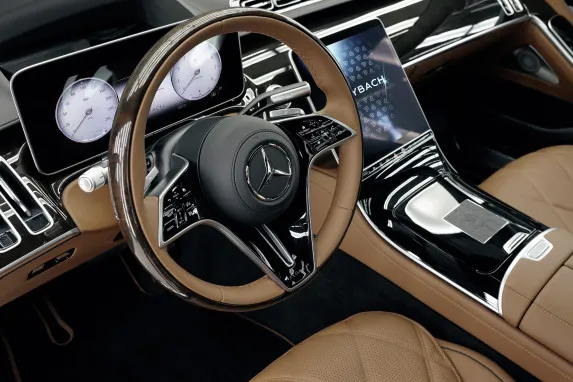 Mercedes-Maybach V12 Edition: Luxury & Legacy
