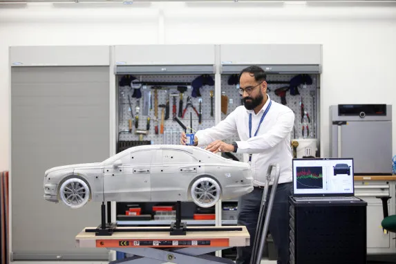 Bentley Expands Crewe HQ with New Engineering Technical Centre