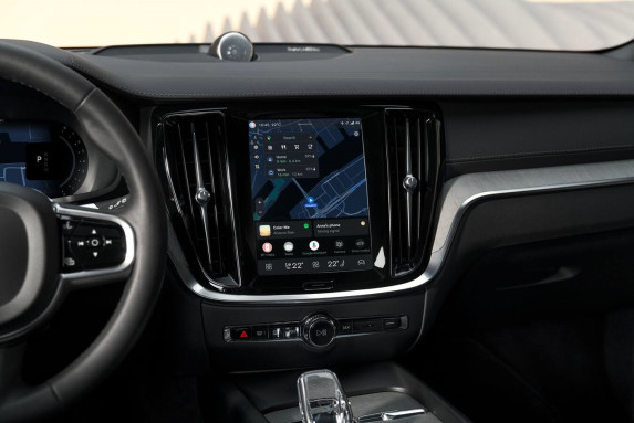 Volvo’s New Tech Upgrades: Faster Infotainment & Seamless Charging