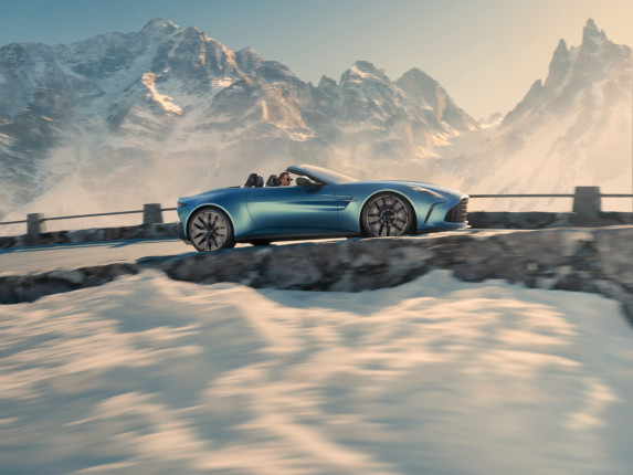 Aston Martin Vantage Roadster: Open-Air Thrills and Unmatched Performance