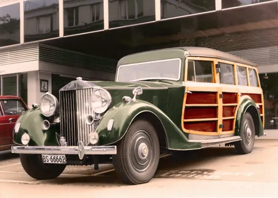 Phantom at 100: A Century of Rolls-Royce and Artistic Legacy