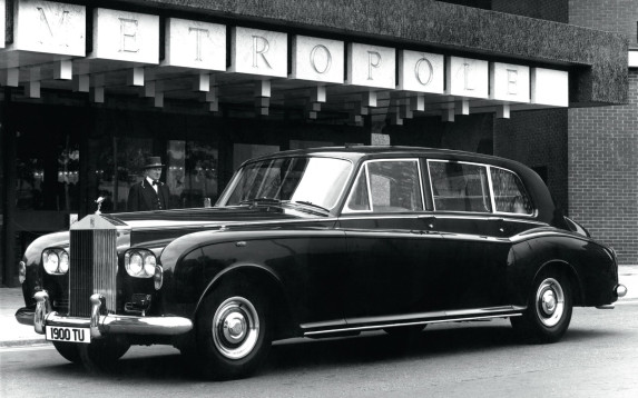 Rolls-Royce Phantom VI: The Ultimate Classic Luxury Car