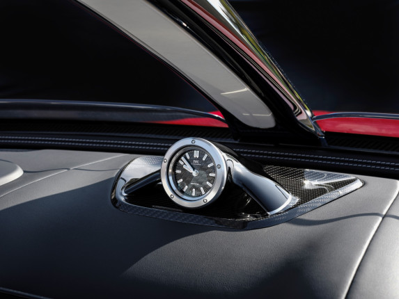Mercedes-AMG PureSpeed: Unveiling the Exclusive Open-Air Marvel