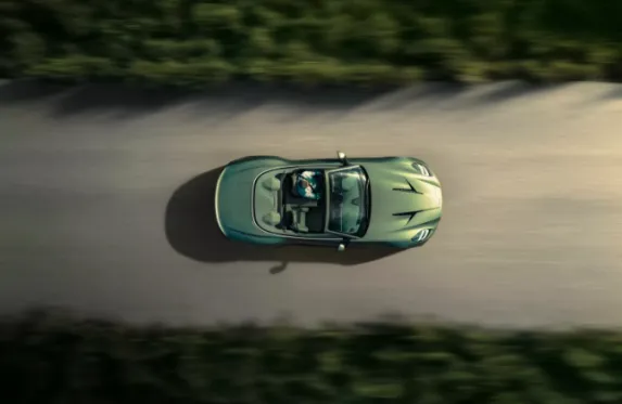 2026 Aston Martin Vanquish Volante Review | Open-Top Luxury GT