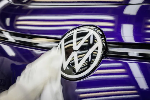 ID.3 GTX FIRE+ICE: Volkswagen Revives a Cult Classic with EV Power