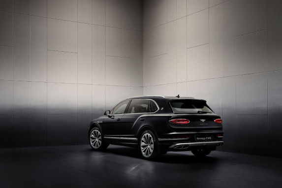 Mulliner Legacy Colours Return for New Bentayga Atelier Edition