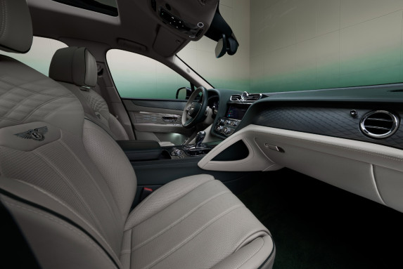 Mulliner Legacy Colours Return for New Bentayga Atelier Edition