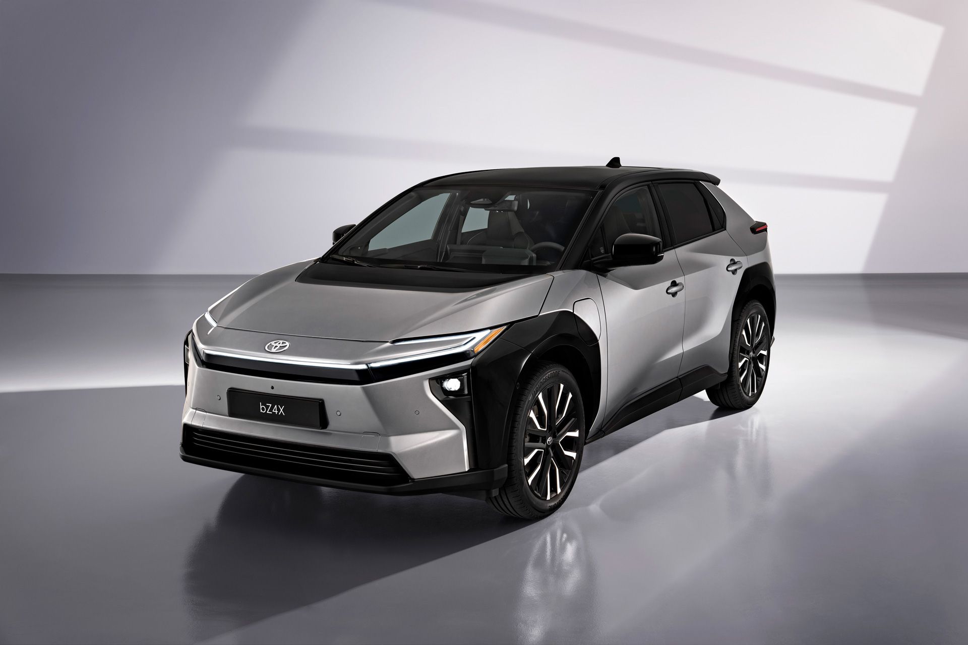 Toyota & Lexus Reveal New Electric SUVs – C-HR+ BEV, bZ4X & Lexus RZ
