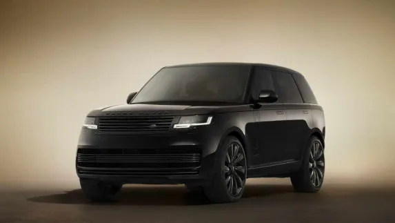Range Rover SV Black Revealed: Sensory Audio & Striking Design