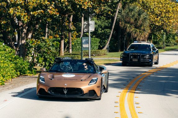 New Autonomous Speed Record Set with Maserati MC20