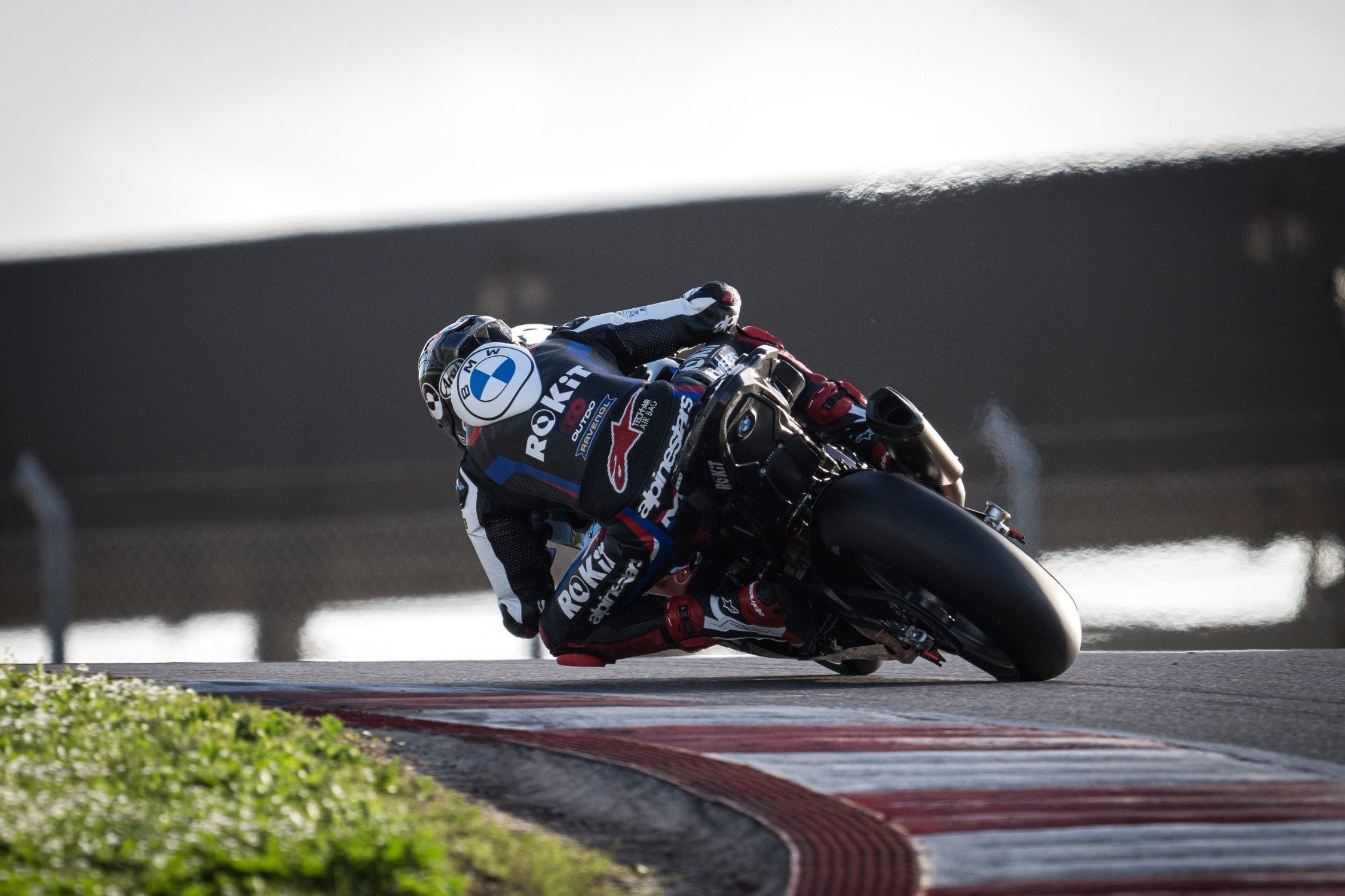 BMW Motorrad Prepares for 2025 WorldSBK Season with Intensive Testing