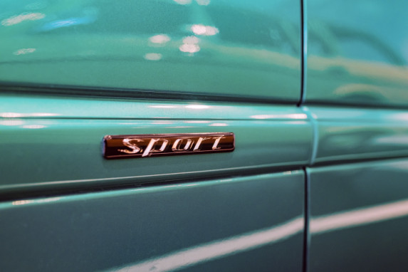 Individuality with Designo: Mercedes-Benz C 280 “Sport” at the Museum