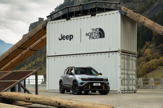 Jeep Avenger 4xe The North Face Edition Debuts at Brussels Motor Show 2025