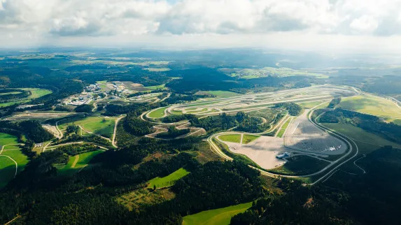 Mercedes-Benz Opens Advanced Light Testing Centre