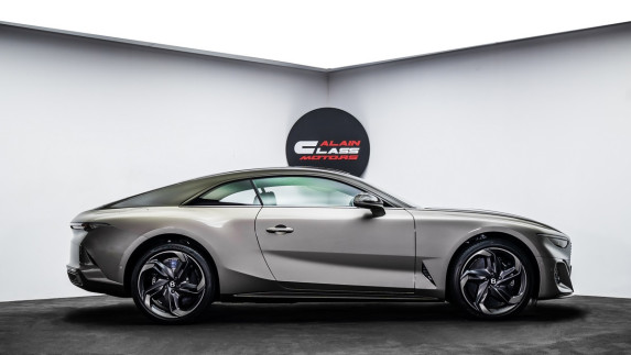 Bentley Batur 1 of 18 Arrives at Al Ain Class Motors – Luxury in Dubai