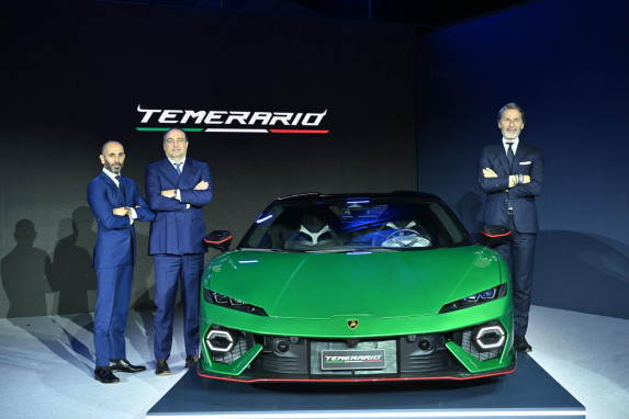 Lamborghini Temerario: The Ultimate Hybrid Supercar Redefines Performance