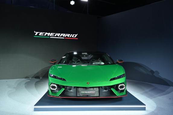Lamborghini Temerario: The Ultimate Hybrid Supercar Redefines Performance