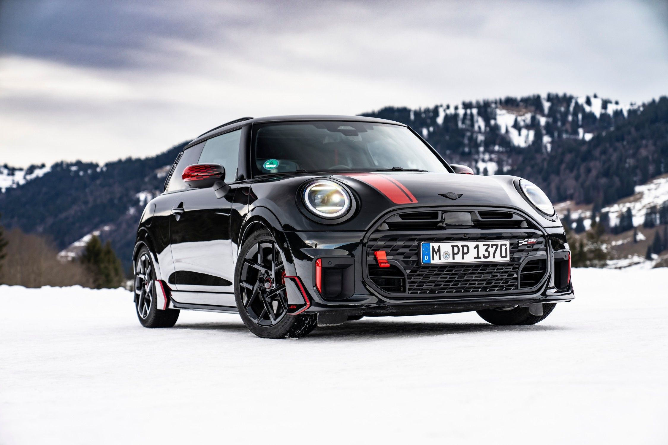 Maximum Performance on Snow & Ice: The MINI John Cooper Works