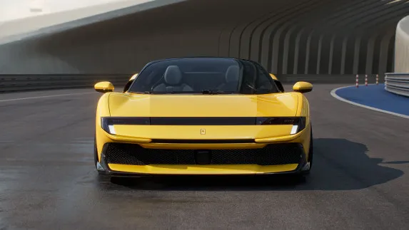 Ferrari 849 Testarossa Spider: Hybrid Power & Iconic Design