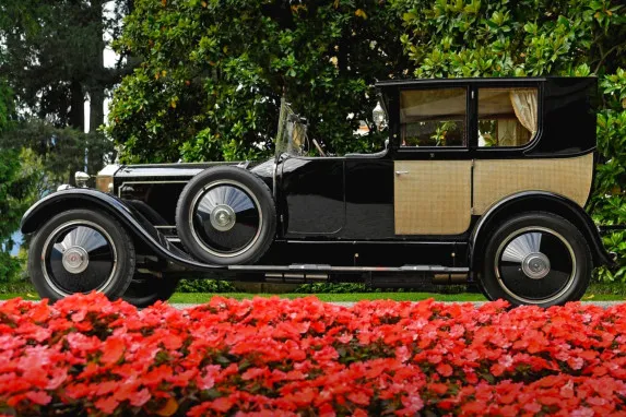 Rolls-Royce Marks 100 Years of Phantom at Goodwood Revival 2025