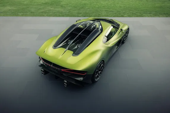 Bugatti Brouillard by Programme Solitaire Debuts at The Quail