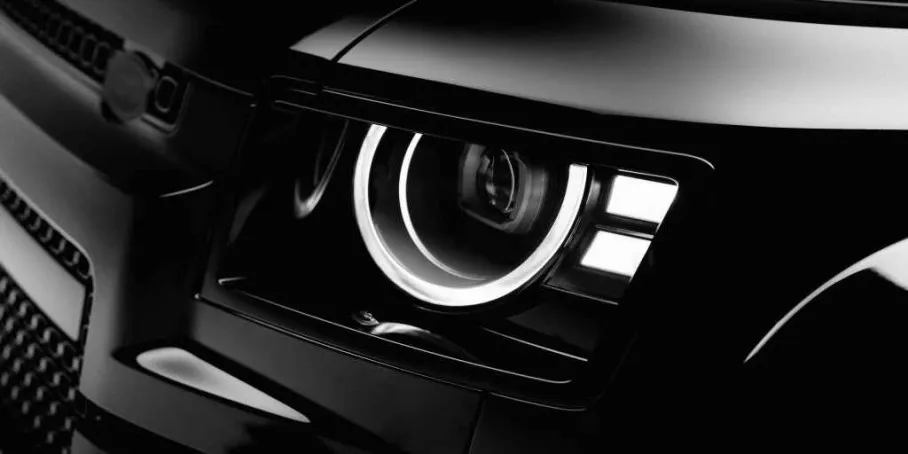 Defender OCTA Black: The Ultimate Tough Luxury 4x4 in Dubai