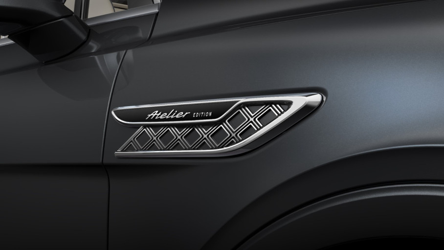 Mulliner Legacy Colours Return for New Bentayga Atelier Edition