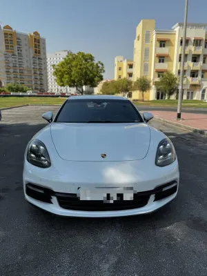 2017 Porsche Panamera