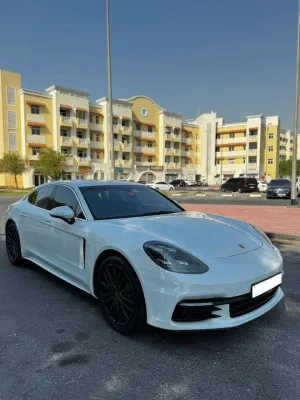 2017 Porsche Panamera
