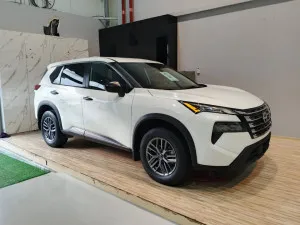 2024 Nissan Rogue in dubai