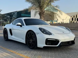 2015 Porsche Cayman in dubai
