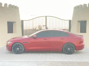 2020 جاكوار اكس اي