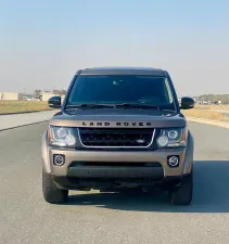 2015 Land Rover LR4 in dubai