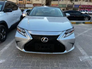 2013 لكزس ES - اي اس