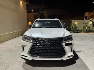 2021 Lexus LX 570 in dubai