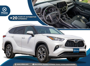 2023 Toyota Highlander in dubai