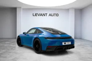 2025 بورش 911 كاريرا