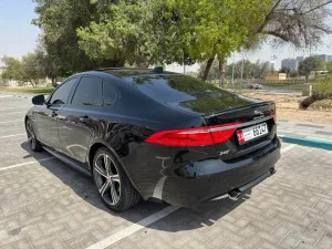 2016 جاكوار اكس اف