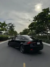 2020 Lexus IS