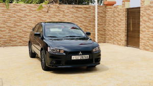 2011 Mitsubishi Lancer in dubai