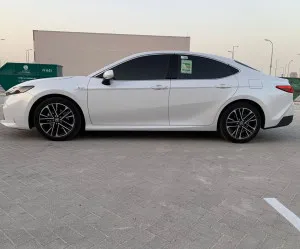 2025 تويوتا كامري