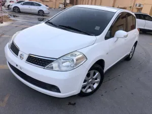 2011 نيسان تيدا in dubai