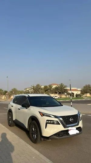 2023 نيسان روج