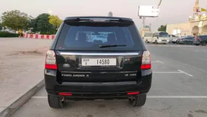 2011 لاند روفر آل آر ٢